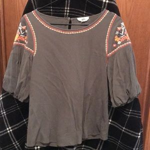 Semi bell sleeves blouse.